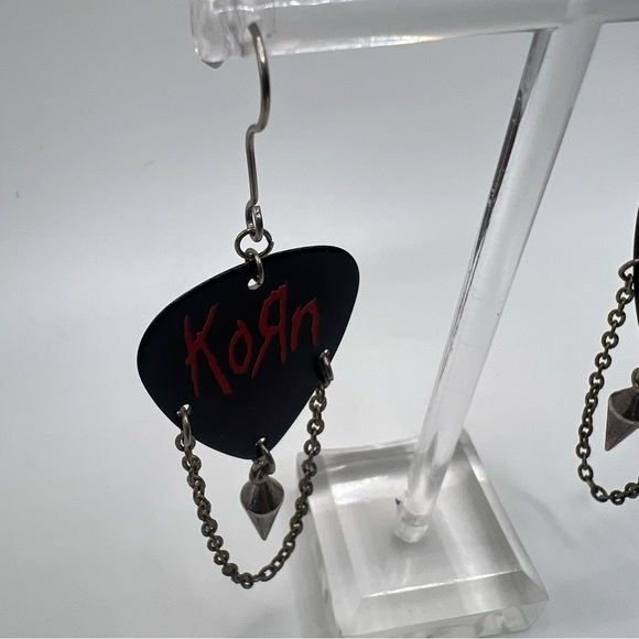 Korn Guitar Pick Dangle Earrings - Picture 7 of 7